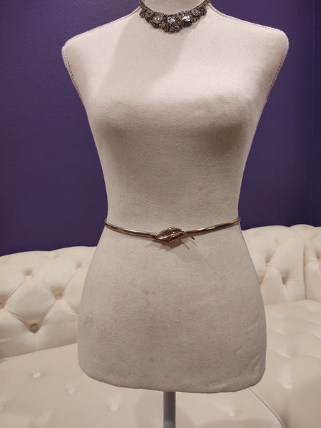 Vintage 80’s Gold Tone Stretch Snake Chain Belt Leaf Closure