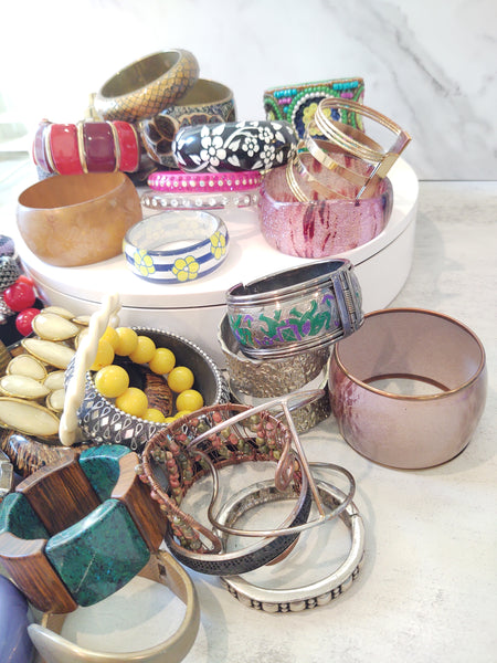 Box Of Bracelets Jewelry Wearable & Craft Jar Vintage To Now Reuse - Lot B35