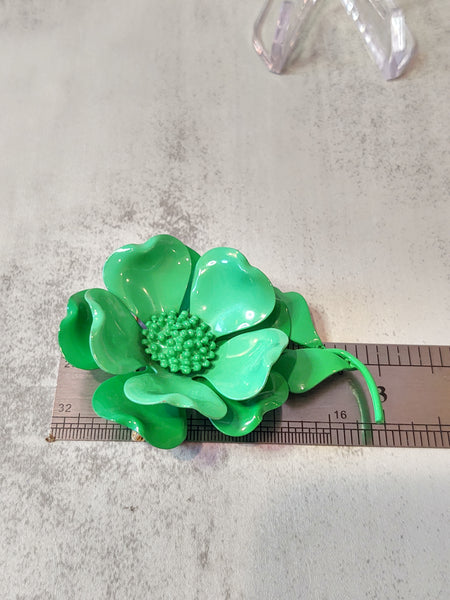 Green ENAMEL FLOWER Vintage Pin Brooch - Lot F5