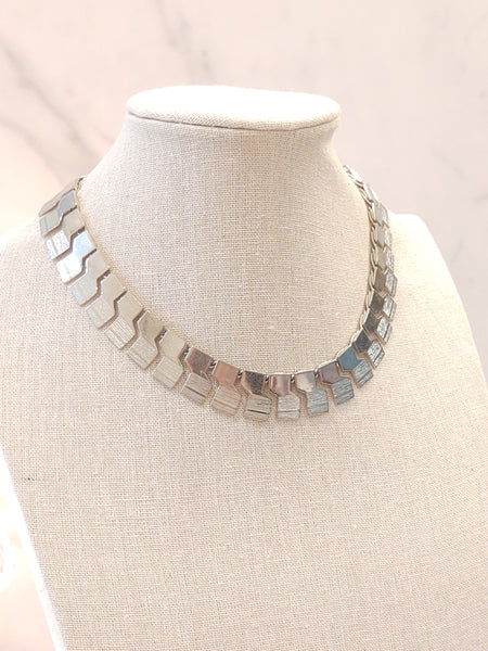 Vtg Necklace Silver Tone Cleopatra Collar Choker 15” – P91