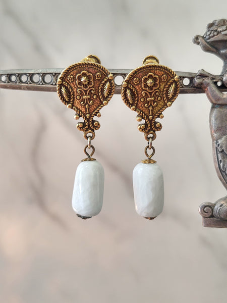 2 Pair NAPIER Vtg Earrings Clip-On Gold Tone Hoops & Dangles – Lot P41