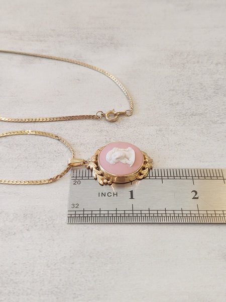 Vtg Wedgwood Pink Cameo Necklace England Gold Tone Setting 24” – P121