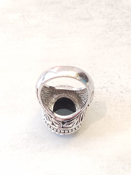 Silver Tone Black Statement Ring Size 8.25 – P123