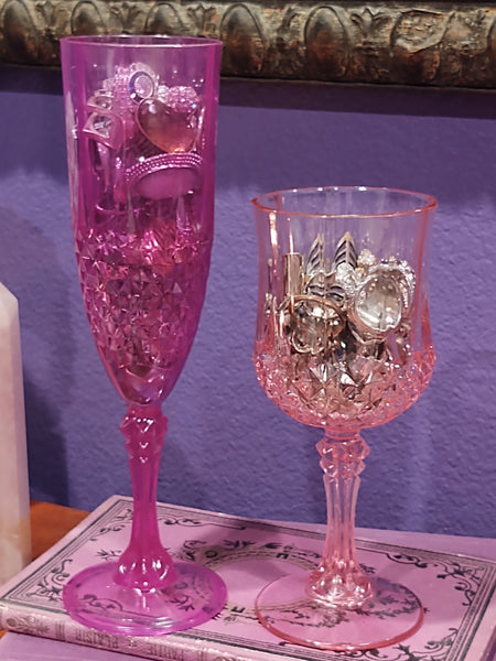1/2 lb Craft Rings In A Wine Glass Repurpose Reuse Project Jewelry Grab Bag Vintage To Now