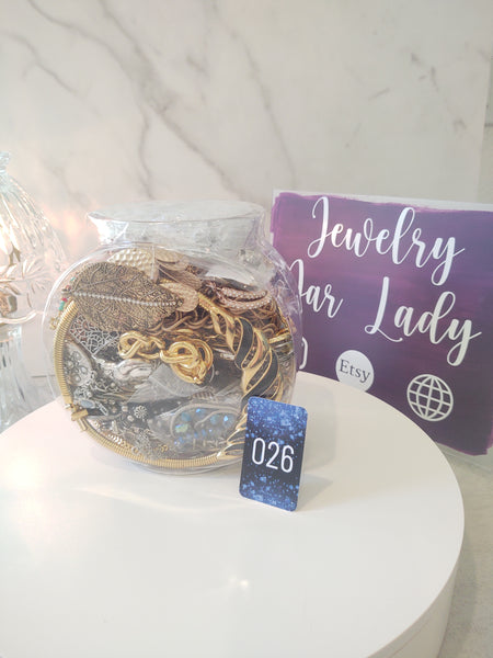 Jewelry Jar Wearable Resell Repurpose Vintage To Now Bulk Wholesale - Lot B26