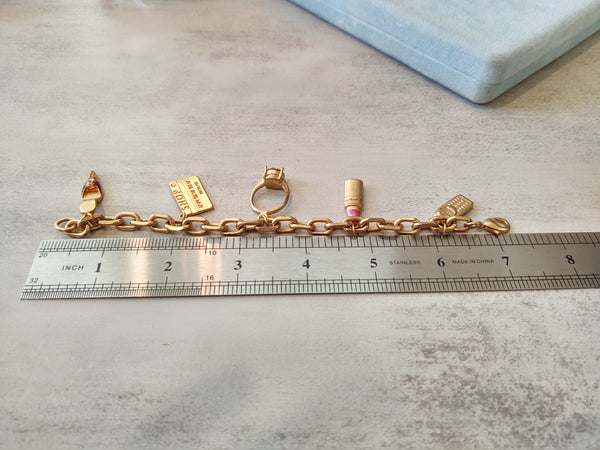 Vintage AVON Gold Tone Fashionista Charm Bracelet SIGNED 6 1/2" - Lot P2