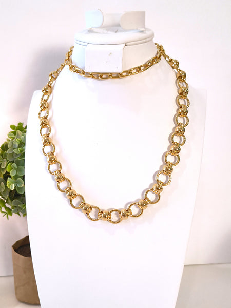 Chunky Vintage Gold Tone 32 Inch Chain Layering Necklace