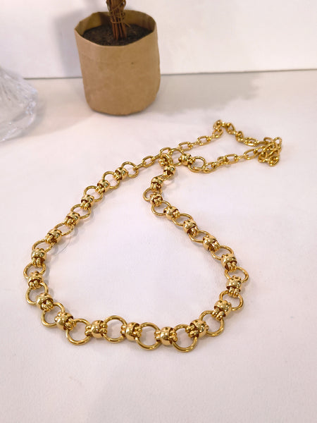 Chunky Vintage Gold Tone 32 Inch Chain Layering Necklace