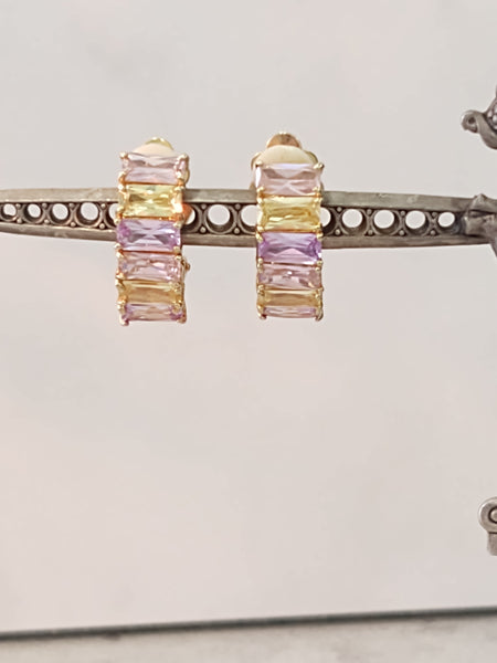 Vtg CZ Purple Pink Yellow Cut Crystal Clip On Gold Tone Earrings Vintage Pastel – Lot P19