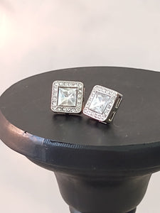 Crystal Stud Pierced Earrings Clear Silver Tone – Lot P72