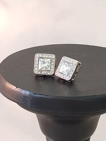 Crystal Stud Pierced Earrings Clear Silver Tone – Lot P72