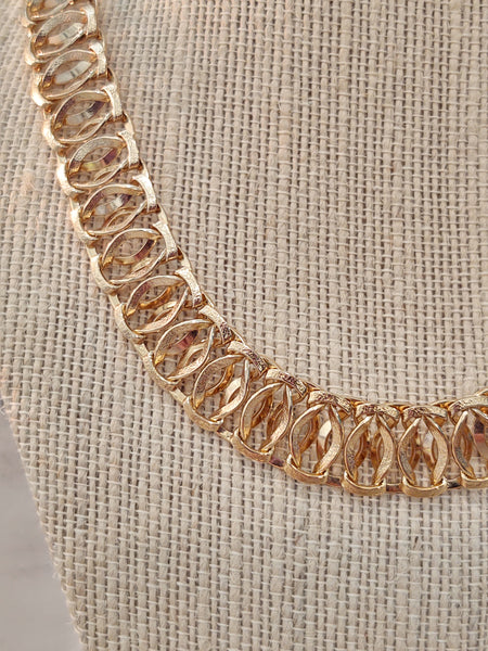 NWT Citation Gold Tone Necklace – Lot P175