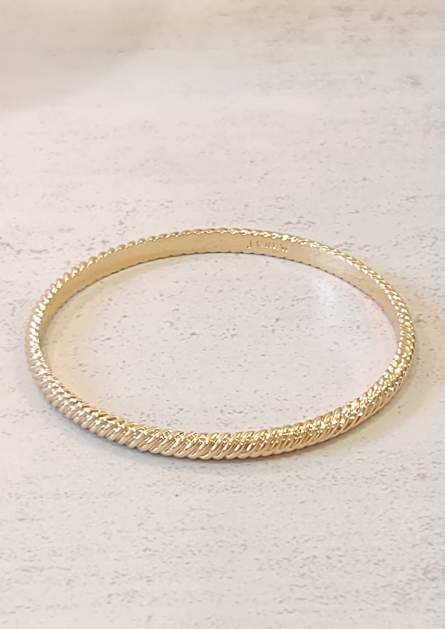 J CREW Bangle Bracelet Ribbed Gold Tone Signed – P87