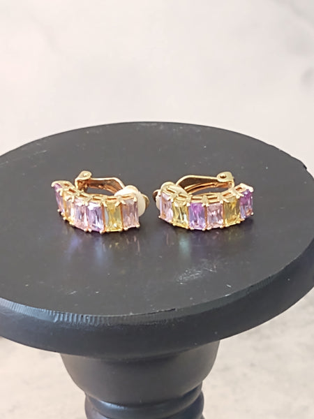 Vtg CZ Purple Pink Yellow Cut Crystal Clip On Gold Tone Earrings Vintage Pastel – Lot P19