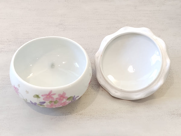 Jewelry Box With Wearable Jewelry Included Porcelain – P117