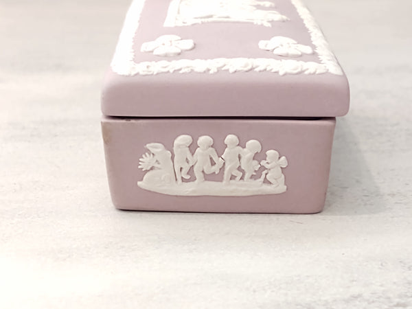 Vintage Wedgwood Jasperware Lilac Trinket Box - Lot P158