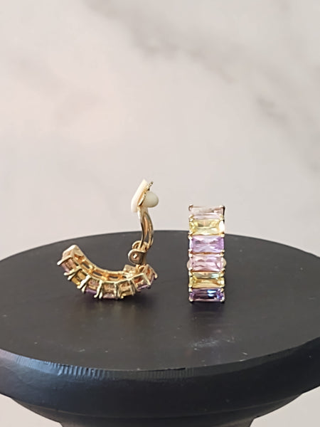 Vtg CZ Purple Pink Yellow Cut Crystal Clip On Gold Tone Earrings Vintage Pastel – Lot P19