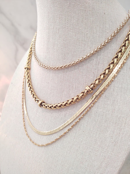 4 Pc Set Vintage Gold Tone Necklaces – Lot P177