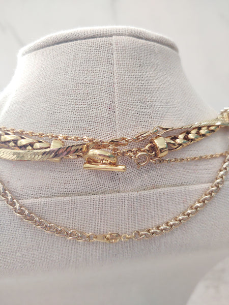 4 Pc Set Vintage Gold Tone Necklaces – Lot P177
