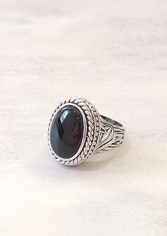 Silver Tone Black Statement Ring Size 8.25 – P123