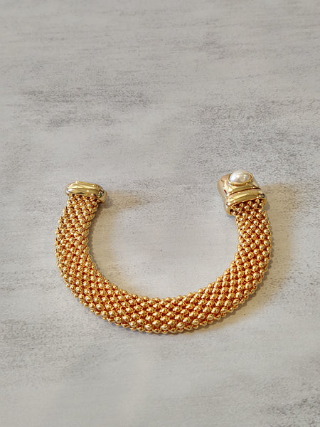 Vtg Magnetic Closure Bracelet Gold Tone Pearl Accent 8”– P54