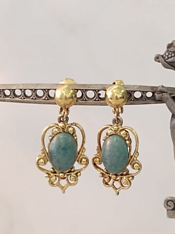 Vtg Green Stone Gold Tone Clip On Earrings – Lot P21