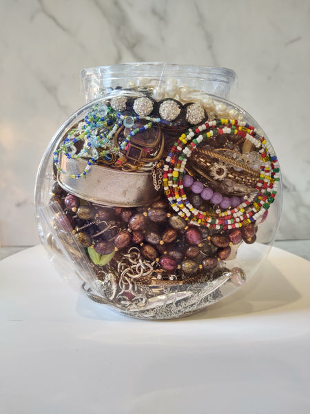 Craft Jewelry Vintage To Now Reuse Repurpose - Lot B30