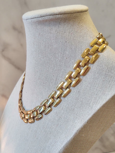 Collar Necklace Gold Tone Fashion Jewelry 17 Inch – Lot P66