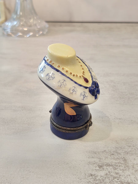 Hinged Lady Bust Trinket Jewelry Box With Necklace – P112