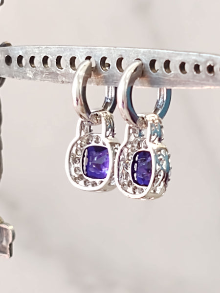 Blue Crystal Pierced Earrings Silver Tone – Lot P76