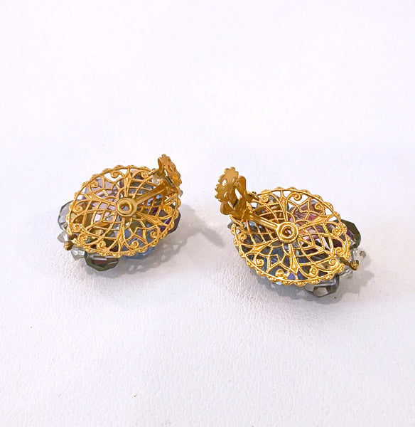 Vtg AB Cluster Clip On Earrings Gold Tone – P26